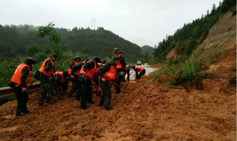 線路板廠祈福|福建泰寧山體滑坡緊急救援中